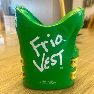 Frio Vest koozie